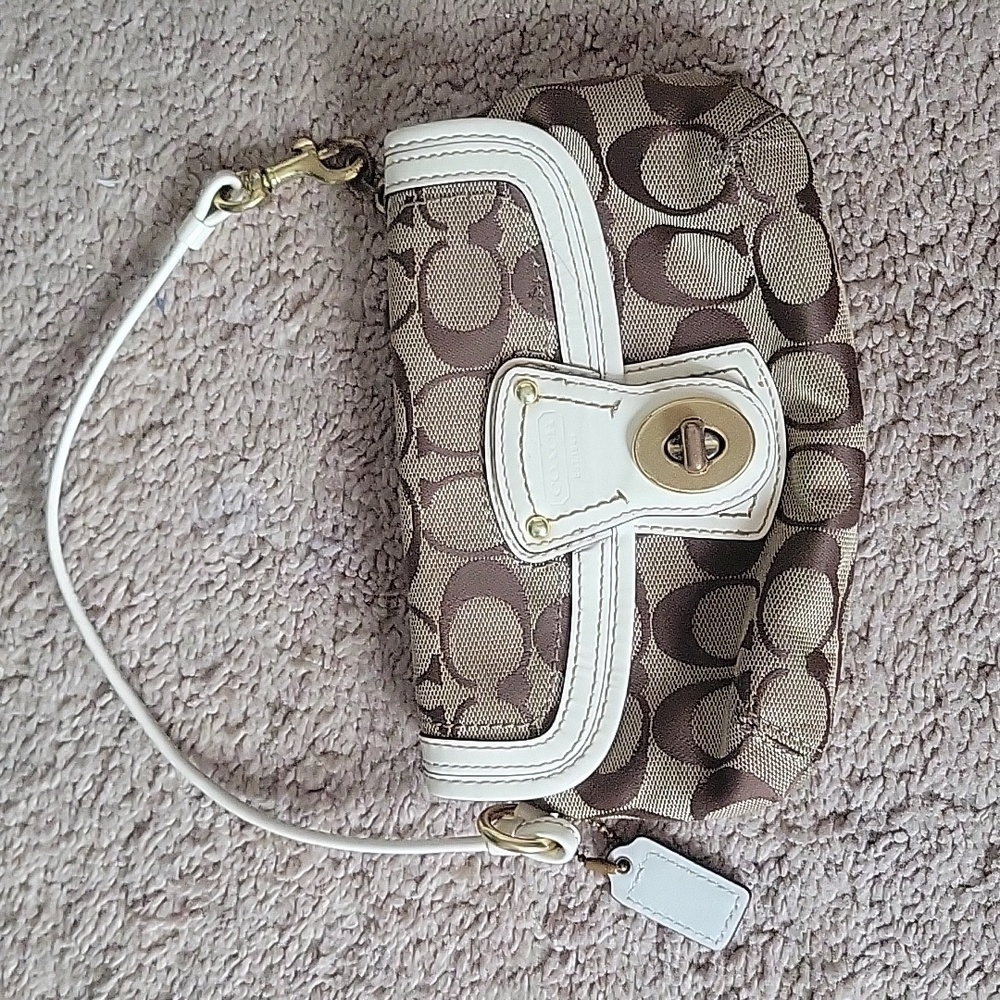 coach clutch, wristlet